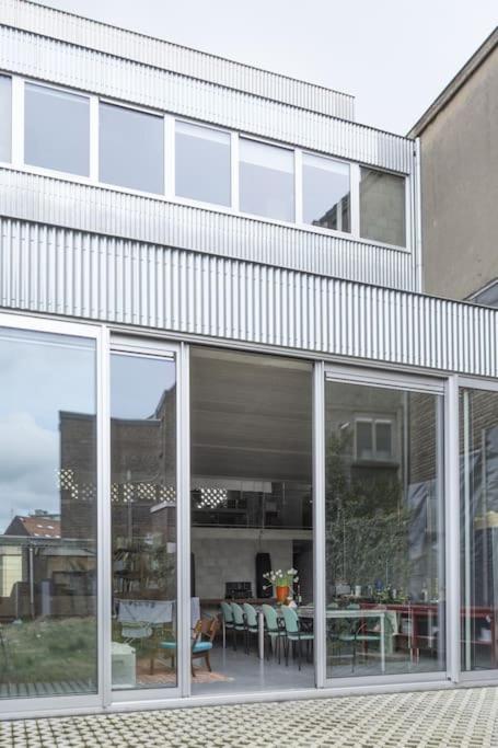 Mari'S: Multifunctional Shelter With Big Garden Villa Gent Kültér fotó